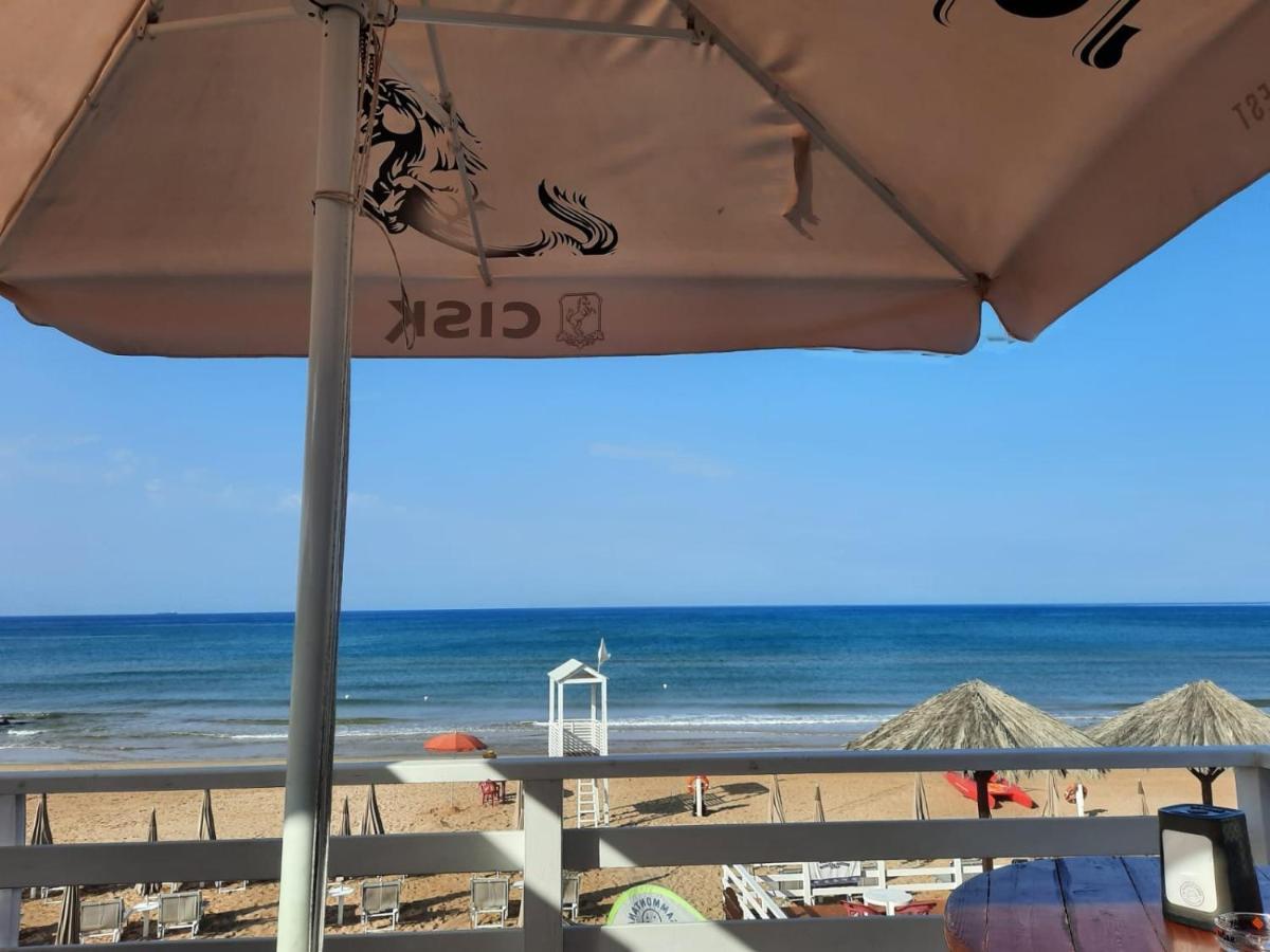 Vila Covo Dei Marinai Cava dʼAliga Exteriér fotografie